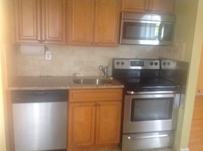 612 High Mountain Rd, Unit Lydia Pagano