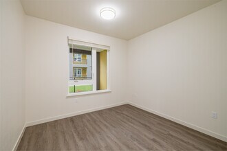 The Lyla in Elk Grove, CA - Building Photo - Interior Photo