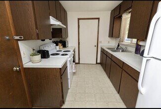 3321 Henry St in Midland, MI - Building Photo - Building Photo