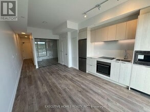 1 Jarvis St in Hamilton, ON - Building Photo - Building Photo