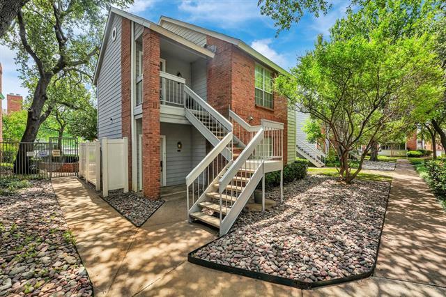 property at 2105 St Michaels Dr