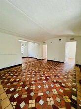 2830 Pine Tree Dr in Miami Beach, FL - Building Photo - Building Photo