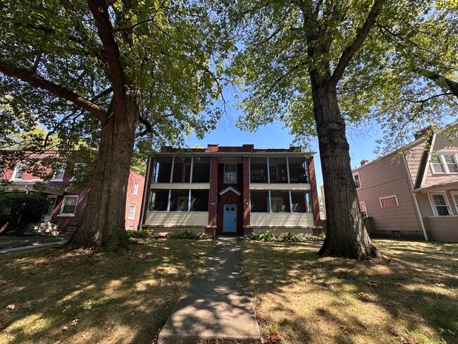 1150 Northwest Blvd, Unit 1148 Northwest Blvd
