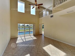 8738 Monterey Bay Loop in Bradenton, FL - Foto de edificio - Building Photo