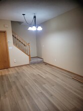 9283 Troon Ct in Woodbury, MN - Building Photo - Building Photo