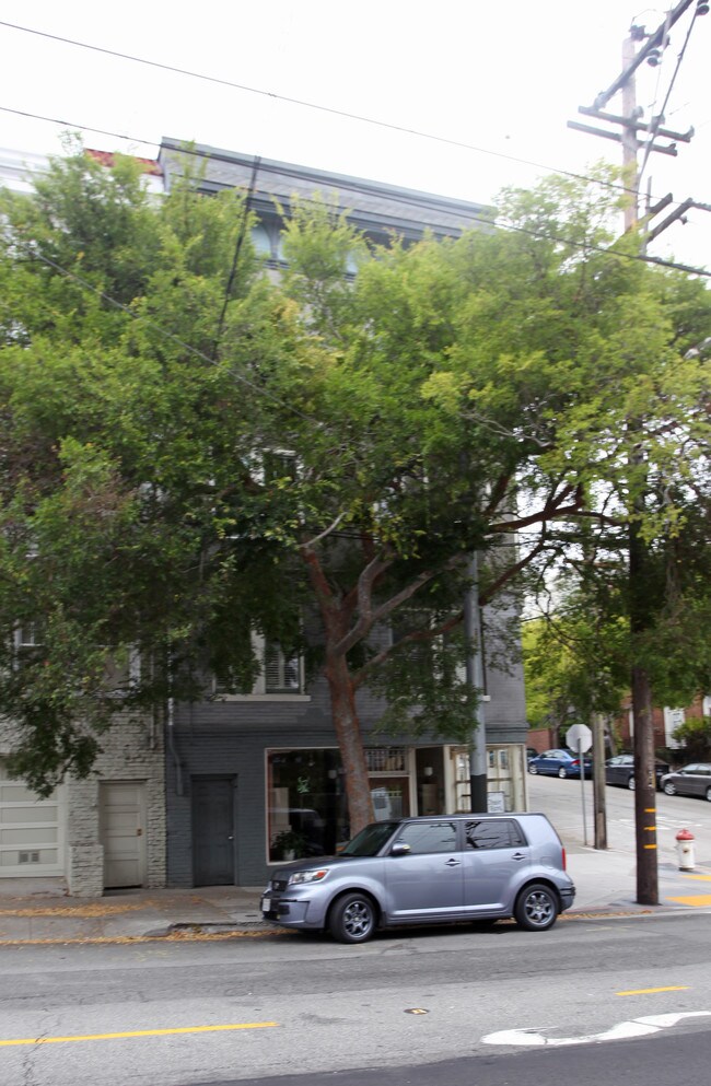 265 Laguna St