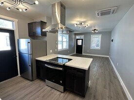 1102 S Malott St in Sheridan, IN - Building Photo