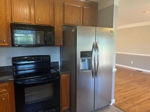 114 Carol Lyn Drive in Kings Mountain, NC - Building Photo - Building Photo