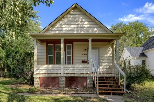 property at 1003 S 42nd St