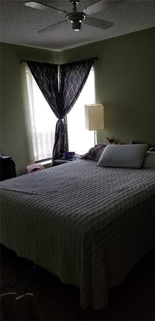 3527 NW 35th St in Coconut Creek, FL - Foto de edificio - Building Photo