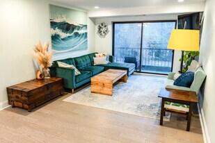 575 Thayer Ave, Unit 102 in Silver Spring, MD - Building Photo