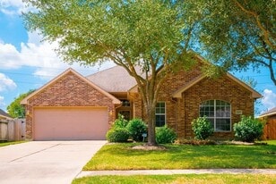 7415 Vine Grove Ct in Cypress, TX - Building Photo