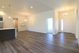 5608 W 30th Ave in Kennewick, WA - Building Photo - Building Photo
