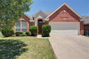 4948 Sunset Ridge Dr in Fort Worth, TX - Building Photo