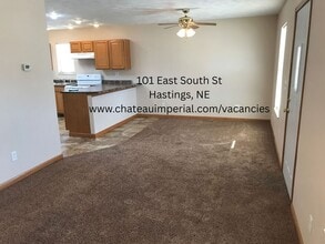 101 E South St in Hastings, NE - Building Photo - Building Photo