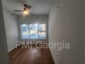 6305 Shannon Pkwy in Union City, GA - Building Photo - Building Photo