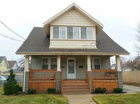 1313 73rd St in Kenosha, WI - Building Photo