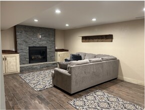 2229 E Sego Lily Dr in Sandy, UT - Building Photo - Building Photo