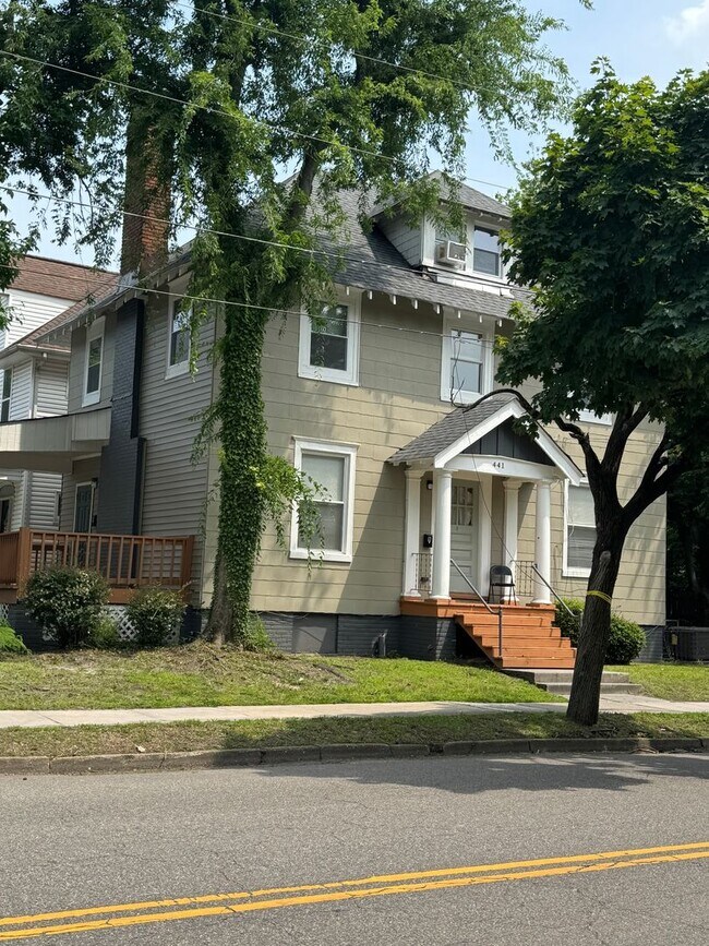 441 W 28th St in Norfolk, VA - Building Photo - Building Photo