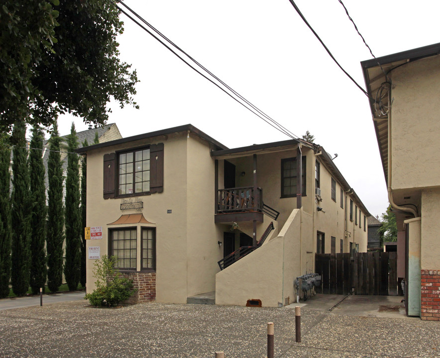 Monty May apartments in San Jose, CA - Building Photo