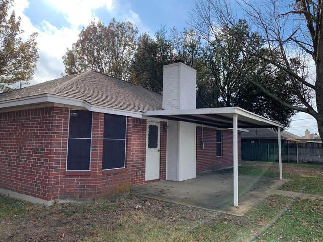 1132 Vaden Ave in Burleson, TX - Building Photo - Building Photo