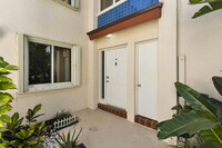 340 NW 67th St in Boca Raton, FL - Building Photo - Building Photo