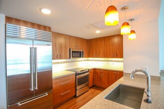 555 S King St in Honolulu, HI - Building Photo - Building Photo