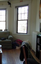 1148 Commonwealth Ave, Unit 7 in Allston, MA - Building Photo