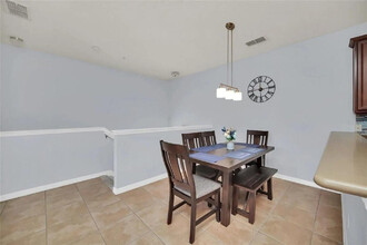 2723 Oakwater Dr in Kissimmee, FL - Building Photo - Building Photo