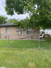 108 Hardy St in Bryan, TX - Building Photo - Building Photo