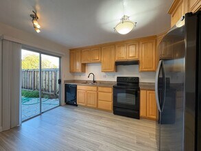 1111 Lord Nelson Ln in Foster City, CA - Building Photo - Building Photo