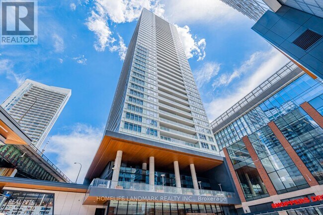 property at 17-1517 Bathurst St