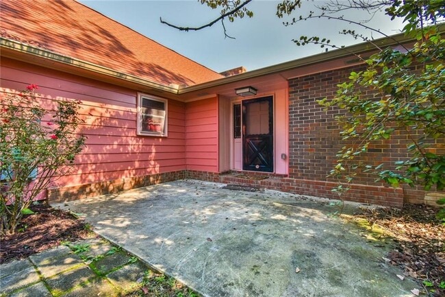 935 Powderbag Creek Rd in Hartwell, GA - Building Photo - Building Photo