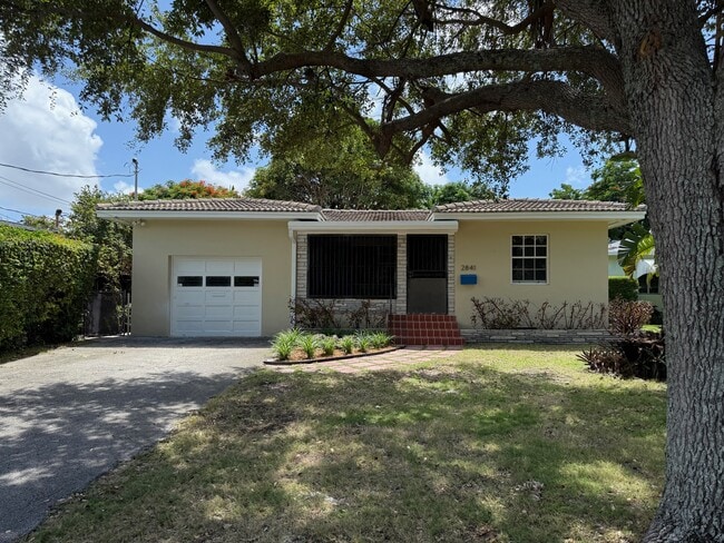 property at 2841 SW 33rd Ave