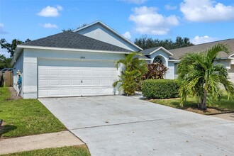 11305 Symmes Lake Dr in Riverview, FL - Foto de edificio - Building Photo