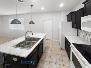 11174 Savannah Landing Cir in Orlando, FL - Building Photo - Building Photo