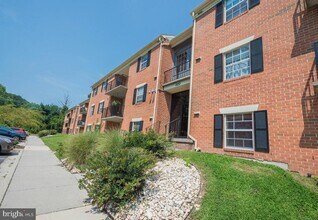 800 College Ln in Salisbury, MD - Building Photo - Building Photo