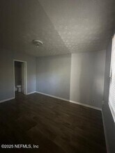 3254 Phyllis St in Jacksonville, FL - Building Photo - Building Photo