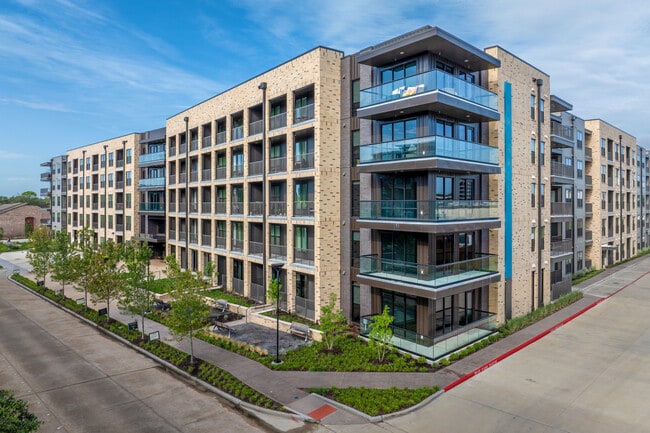 The Briarly in Houston, TX - Foto de edificio - Building Photo