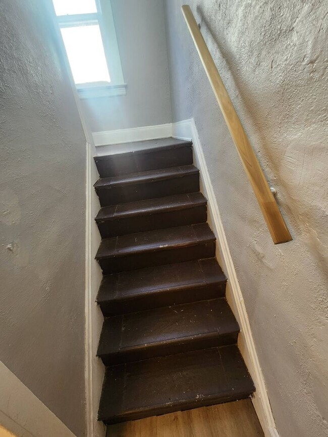 property at 11702 Honeydale Ave