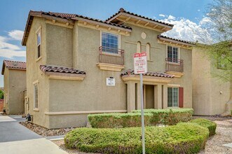 9821 W Hanover Grove Ave in Las Vegas, NV - Building Photo - Building Photo