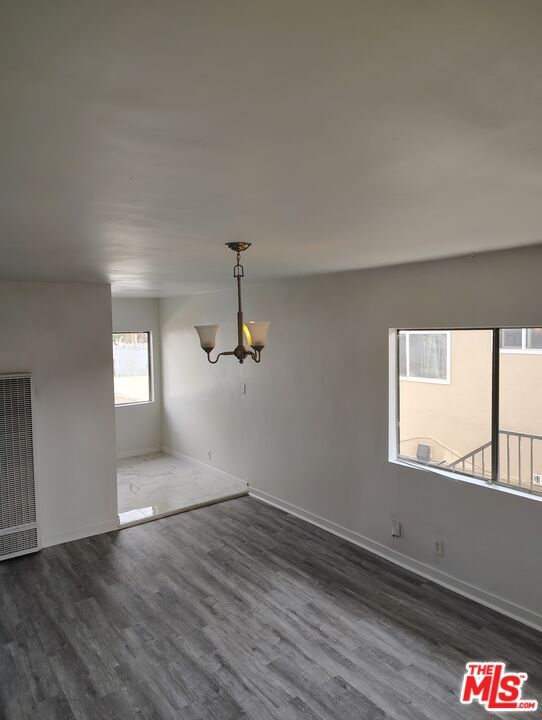1209 W 87th St in Los Angeles, CA - Building Photo - Building Photo