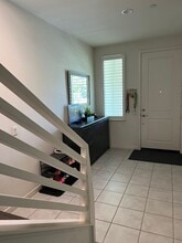 341 Magnet in Irvine, CA - Building Photo - Building Photo
