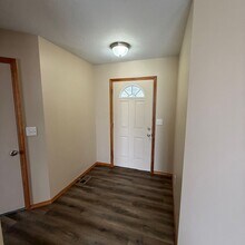 124 Carter Ct in Clever, MO - Building Photo - Building Photo