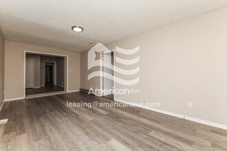 921 Dennison Ave in Dayton, OH - Building Photo - Building Photo