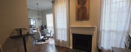 3311 Blackburn St, Unit 109 in Dallas, TX - Building Photo - Building Photo