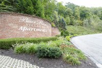 Bear Run Village - Bear Run Village Apartments in Pittsburgh, Pennsylvania