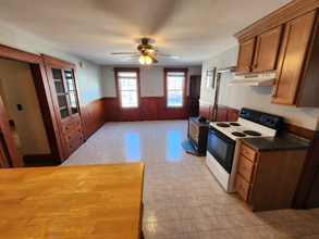 152 Maple St-Unit -2N in Manchester, NH - Building Photo - Building Photo