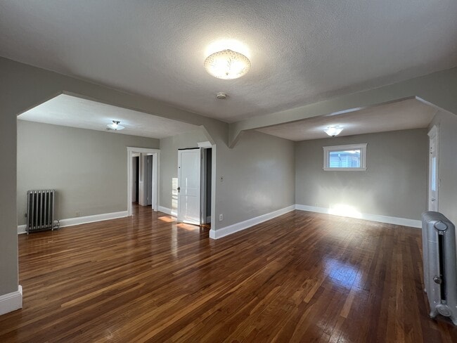 274 Chelsea St, Unit 2 in Everett, MA - Building Photo - Building Photo