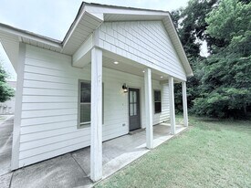 145 MS-334 in Oxford, MS - Building Photo